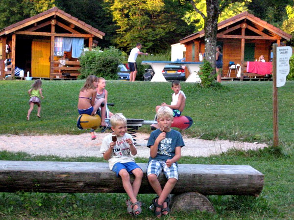 Een leuke kindercamping in de Jura