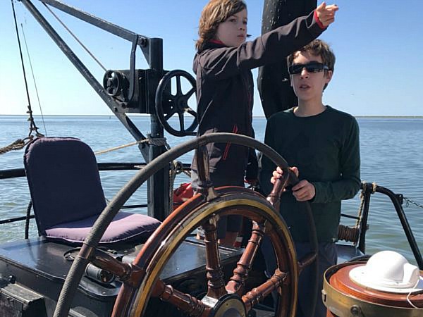 Zeilen en avonturen beleven met de klipper Nova Cura