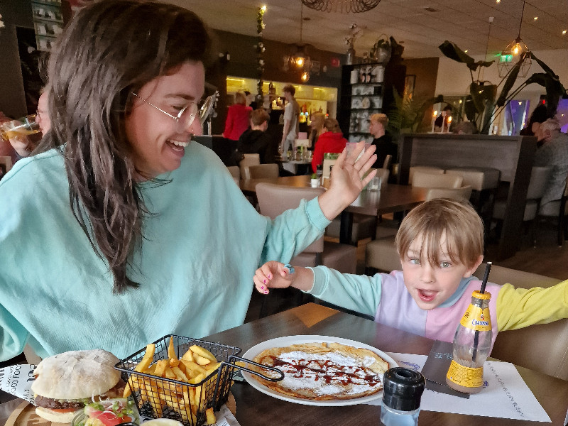 Gezellig uit eten bij Krieghuusbelten