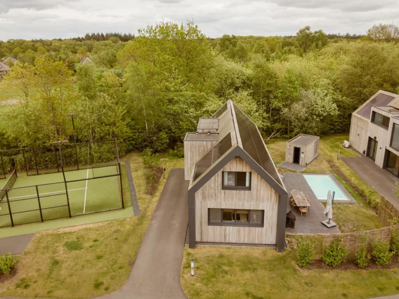 Luxe vakantiehuis met zwembad bij Landal Brinckerduyn