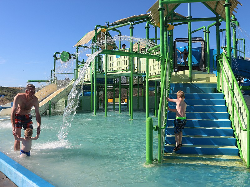 Heel veel waterplezier in de waterspeeltuin van Deltapark Neeltje Jans!