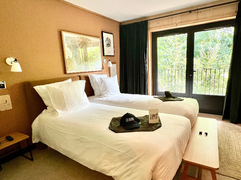 De hotelkamer bij Le Barn van de kinderen