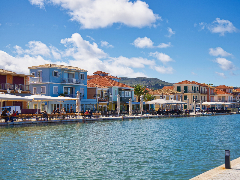 Het vrolijke en kindvriendelijke Lefkasstad op Lefkas