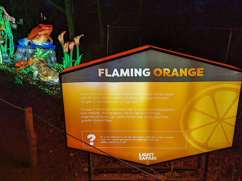 Light Safari in Beekse Bergen bord met vraag en leuke weetjes