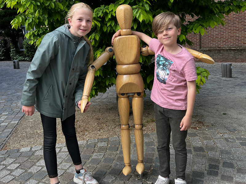 Duuk en Lara bezoeken Mechelen kinderstad