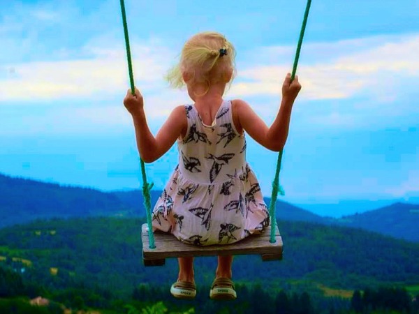 Nummer 11: Meisje op de schommel