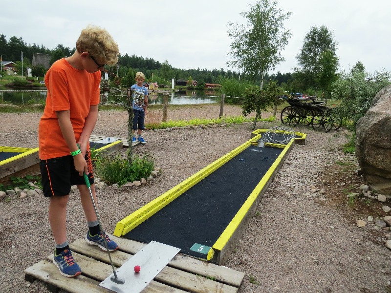 Midget golf, altijd een succes