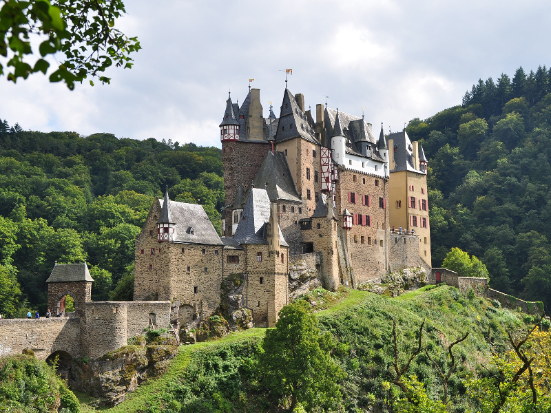 Burg Eltz, een schitterend kasteel waar het helaas ook erg druk kan zijn.