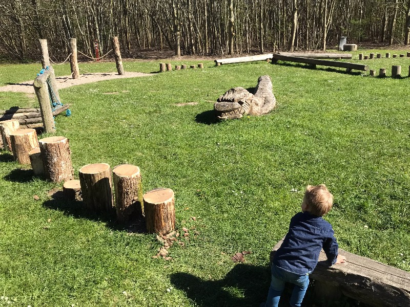 Heerlijke natuurspeeltuin bij de wijngaard