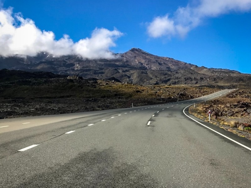 onderweg naar tongariro crossing onderweg naar tongariro crossing