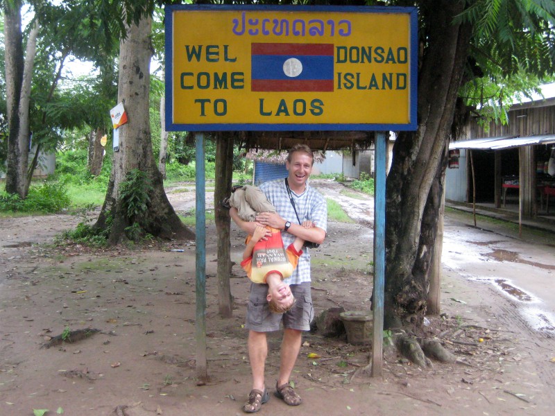 Tycho is ondersteboven van het eilandje in Laos