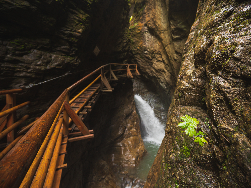 De Tscheppaschlucht is een gave kloof in Karinthië