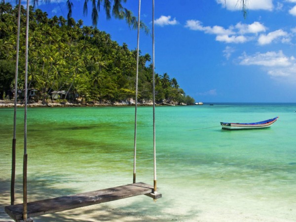 Schommel op een Thais strand