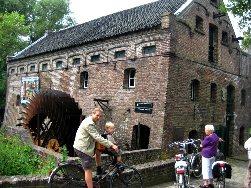 Even stoppen bij een oude watermolen