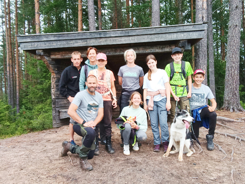 Op stap met de groep in de Zweedse natuur