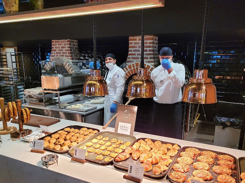 Het brood wordt ook vers gebakken