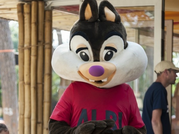 Albi, de mascotte van Park Albatros