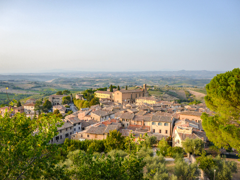 Pienza is prachtig gelegen tussen de Toscaanse heuvels