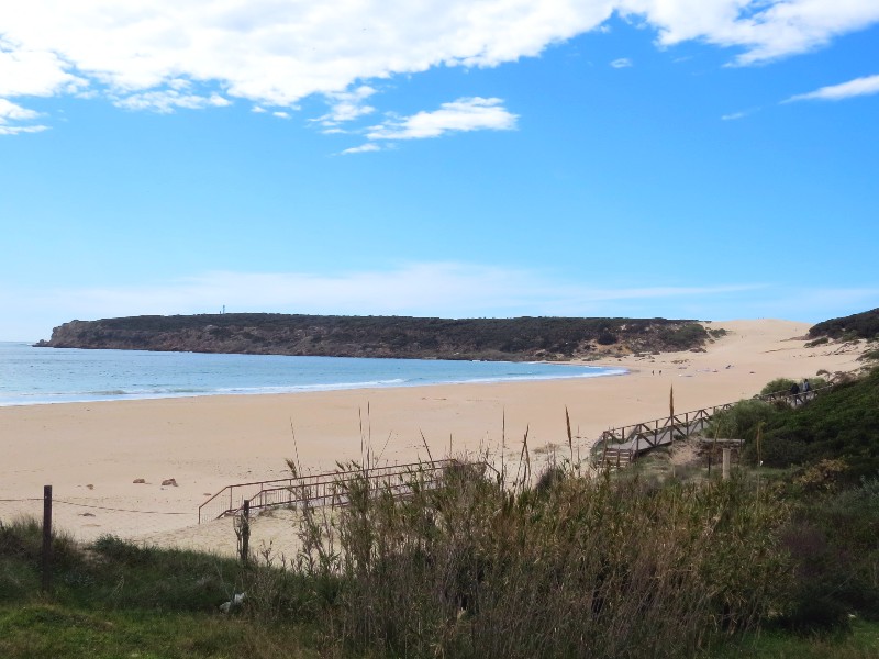Playa de Bolonia, met mooie hoge zandduin.