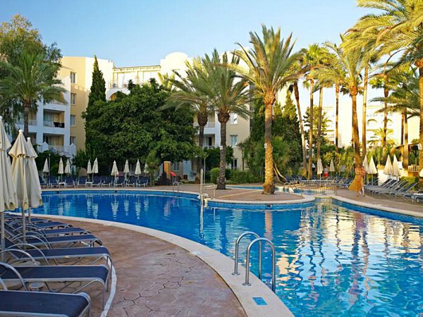 Zwembad van Protur Safari Park op Mallorca