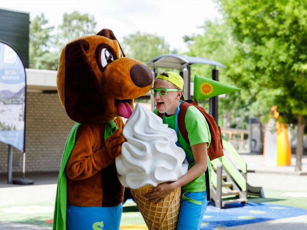 RCN mascotte likt aan een ijsje