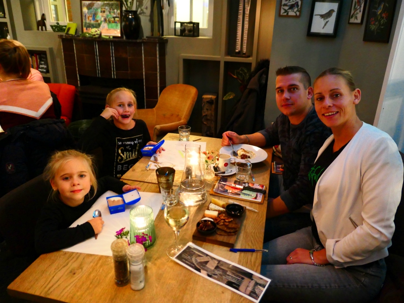 Buurten is een gezellig kindvriendelijk restaurant