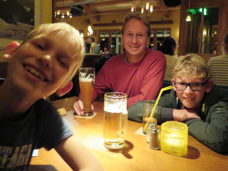 Plezier in één van de diverse restaurants op Südsee Camp