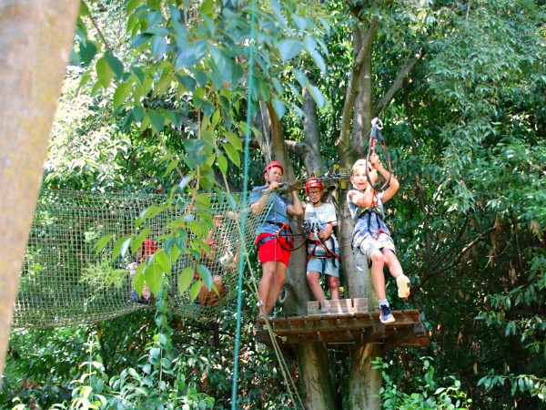 Zipline in Rimbalzello Adventure parc