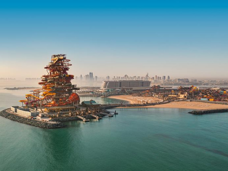 Het waterpark Meryal bij het Rixos hotel