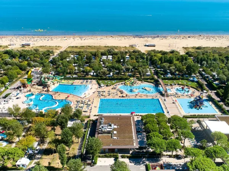 Camping Marina di Venezia aan de Adriatische kust van Italië, met waterpark