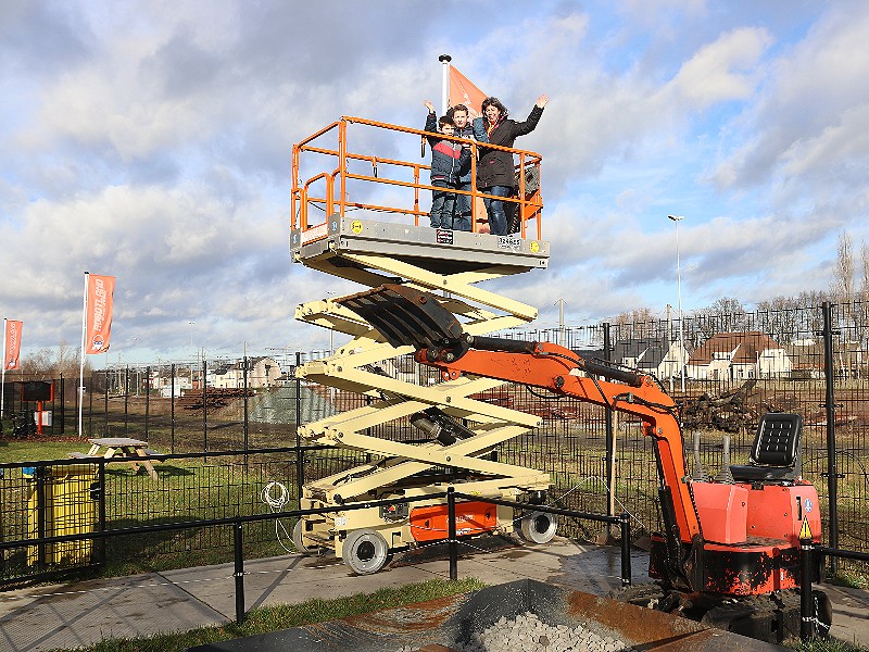 En we gaan de hoogte in met de hoogwerker!