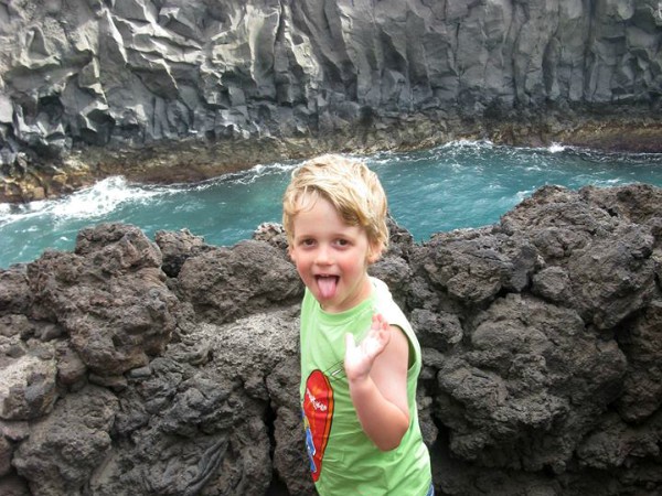 Rotsformaties langs de kust van Lanzarote