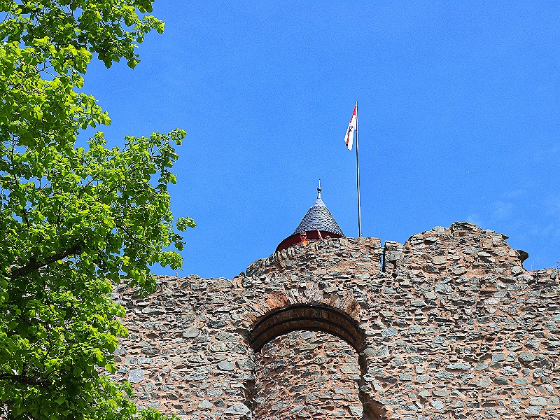Wat zijn ze klein daarboven op de toren....