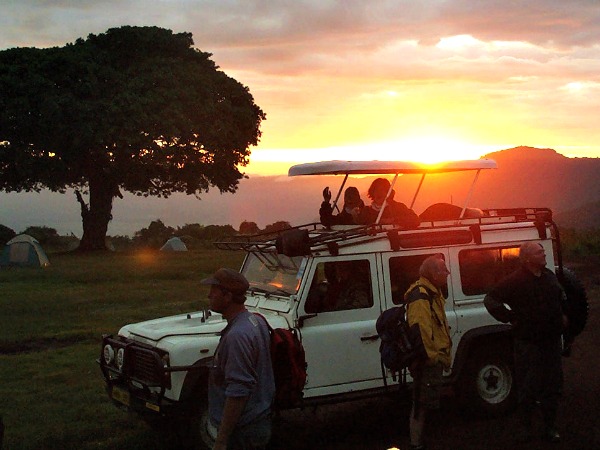 Tanzania: met de jeep de Ngorongoro krater in