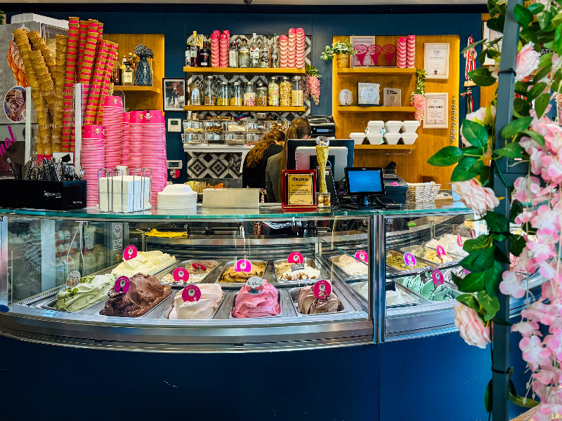 De lekkerste ijsjes eet je bij ALPZ Gelato