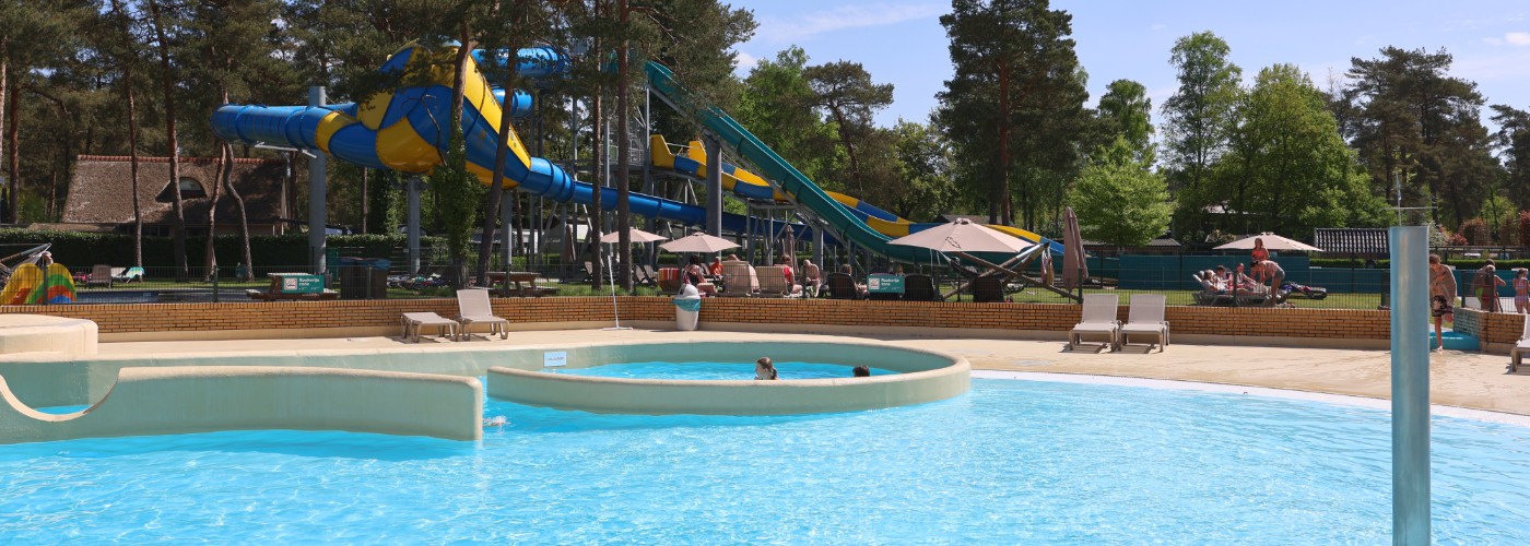 Het waterpark van camping Samoza op de Veluwe