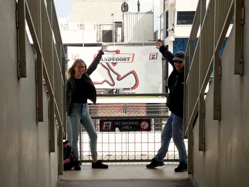 Bij de ingang van het circuit van Zandvoort