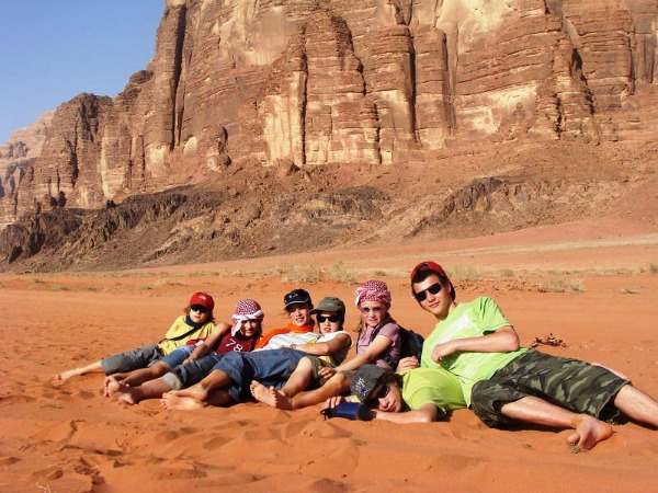 In de woestijn bij Wadi Rum