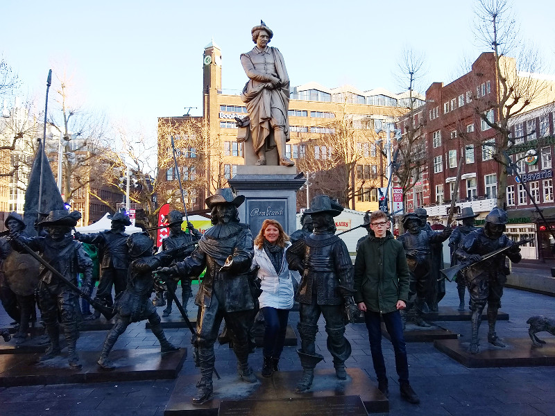 Sabine en Zeb op het Rembrandtplein