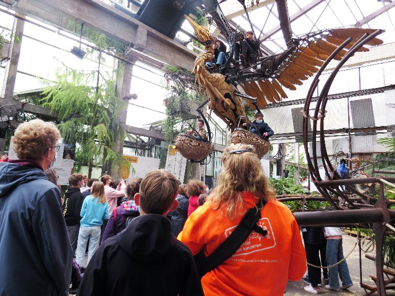 Demonstratie van de vliegende reiger bij Les Machines de l'Île