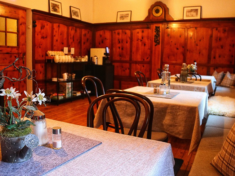 De gezellige Honesty Bar van Gasthof Badl