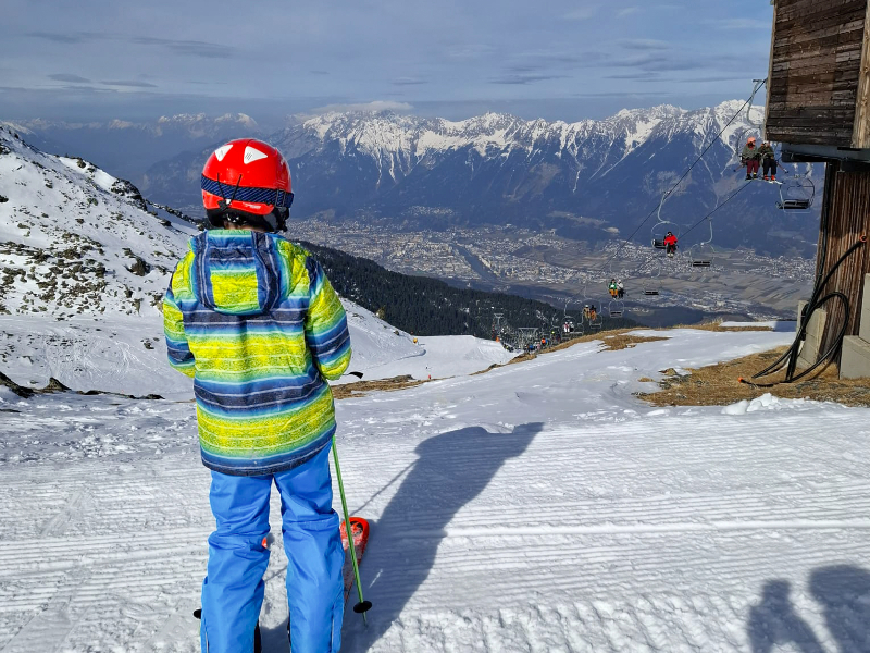 Glungezer is een kleinschalig familieskigebied vlakbij de prachtige stad Innsbruck. Combineer wintersport met stadsbezoek en gave activiteiten