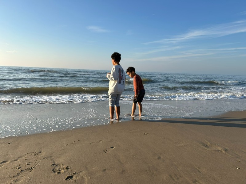 Heerlijk spelen op het strand