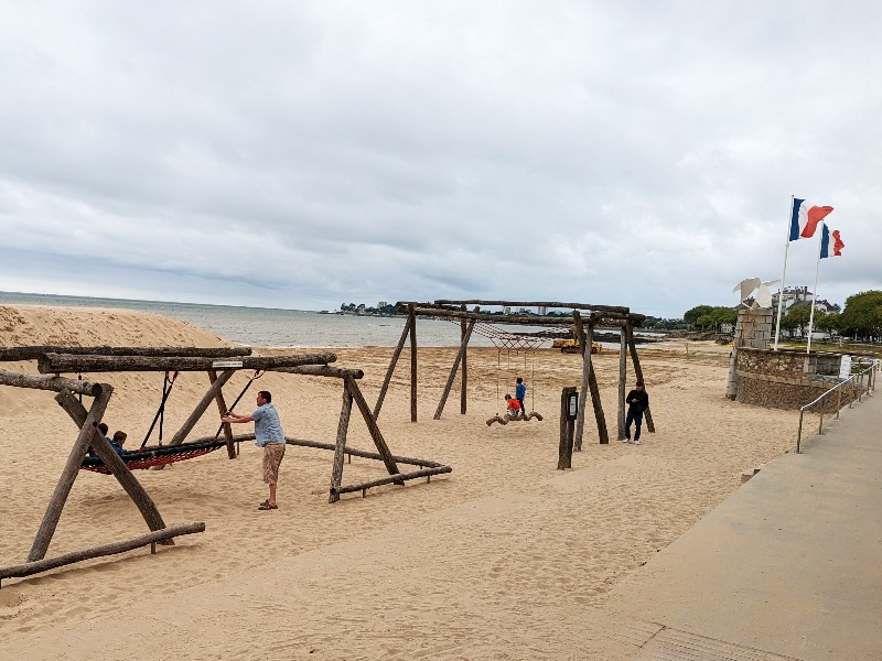 Leuke speeltoestellen bij La Grand Plage in Saint Nazaire