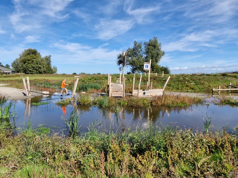 Lekker spelen in de speeltuin