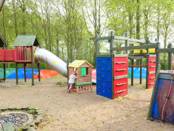 Op de camping konden de kinderen leuk spelen.