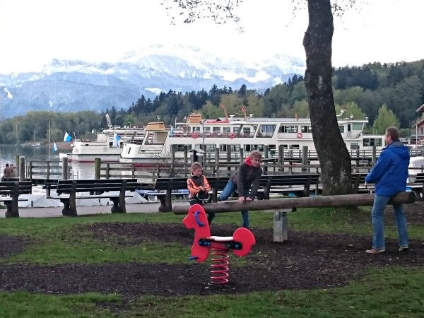 Speeltuin bij de boulevard in Prien am Chiemsee