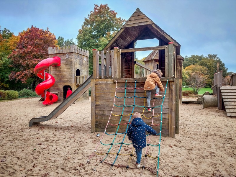De speeltuin in het Slotpark van Bad Bentheim