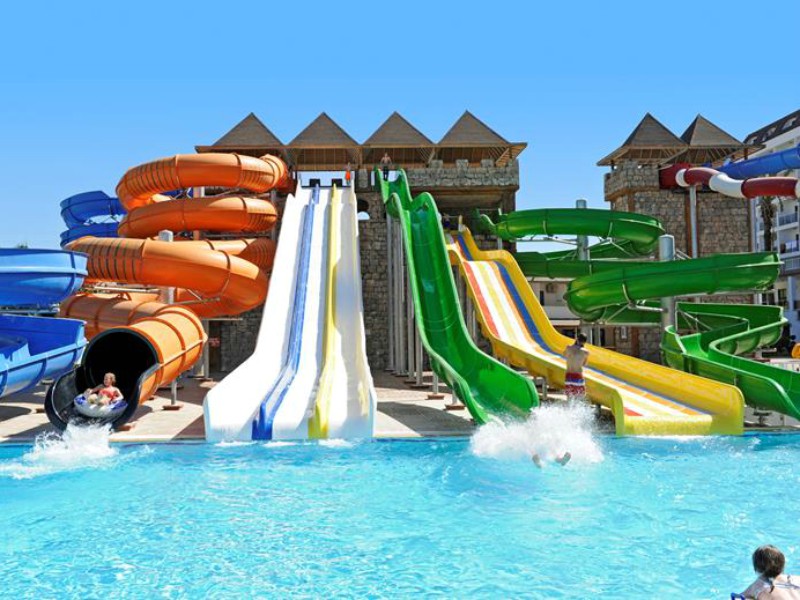splashworld-glijbanen-800.jpg