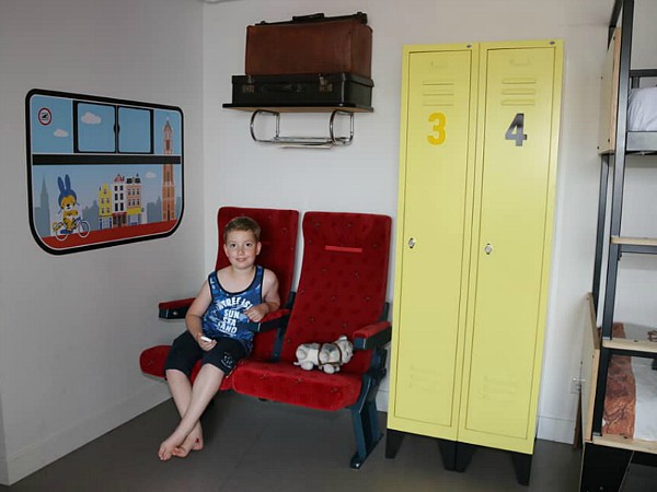 Leuke vintage zithoek!